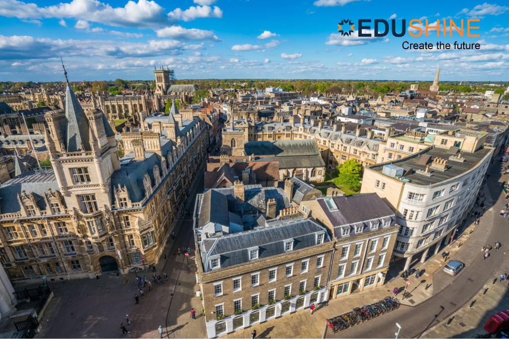 Cambridge được mệnh danh là một trong những “thủ phủ học thuật” chất lượng và lớn mạnh nhất Vương quốc Anh. 