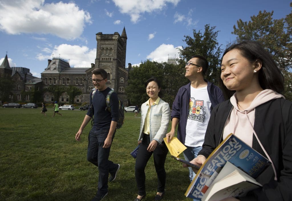 Du học sinh tại Canada