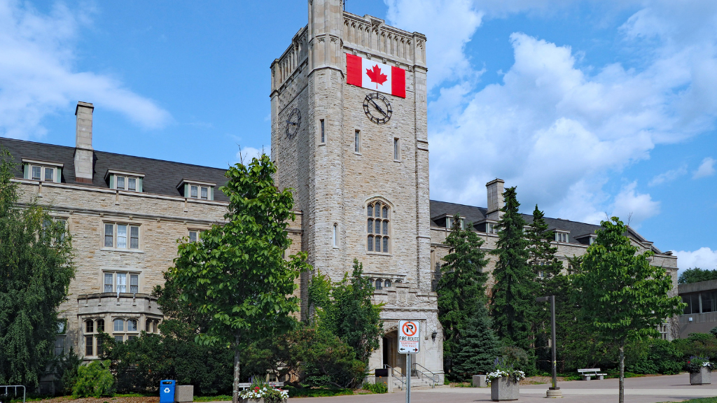 Top 5 Trường THPT Canada Lý Tưởng Cho Du Học Sinh Việt